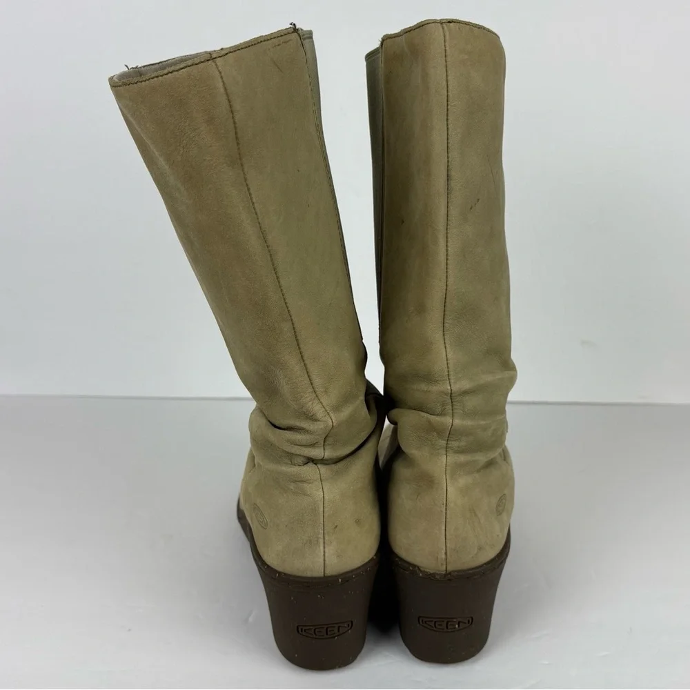 Keen Akita Leather Mid Calf Slouchy Wedge Pull On Boots in Light Green